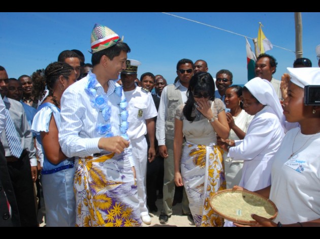 Andry-Rajoelina-a-ANAKAO 0277 [1280x768]