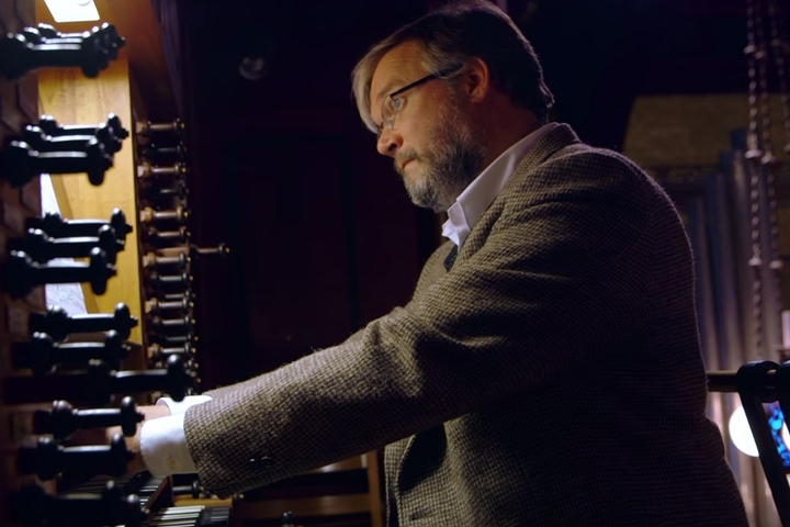 Watch as University Organist Robert Huw Morgan performs and discusses the sounds of Memorial Church.
