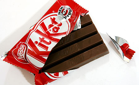 http://images.mirror.co.uk/upl/m4/mar2009/4/2/kit-kat-pic-rex-633132138.jpg