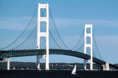 mackinac_bridge_lg.jpg