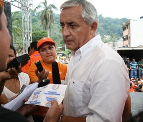 Pérez desea país sin violencia