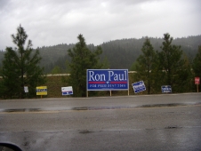 ron-paul-2008-road-sign.jpg