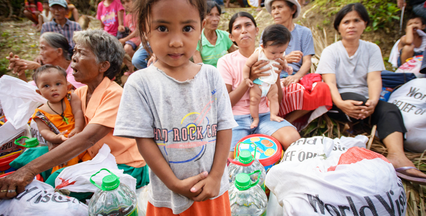 Typhoon Haiyan aid distribution