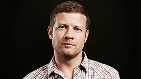 Dermot O'Leary (Host Dermot O'Leary)