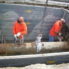 Picture of two Workers repairing water pipe