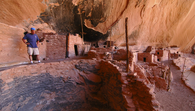 Cliff dwelling at Navajo Nation National Monument