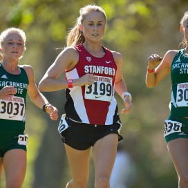 Senior Jessica Tonn (above) was one of two Cardinal runners that finished with a mile pace of less than 5:30 at Pre-Nationals two weeks ago. She'll need to keep her speed up if the Cardinal wants to compete for a title at the star-studded Pac-12 Championships. (RICHARD C. ERSTED/isiphotos.com)