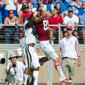 The injury to slot receiver Devon Cajuste (right) has limited Stanford's effectiveness in the red zone in the second half of the season. (DAVID BERNAL/isiphotos.com)