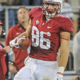 Philadelphia Eagles tight end Zach Ertz '13 (86) caught two touchdowns Sunday in an Eagles victory. (SIMON WARBY/The Stanford Daily)