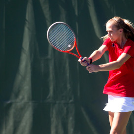 Freshman Caroline Doyle preserved Stanford's NCAA title hopes, pulling out her match against Maegan Manasse to propel the Cardinal into the quarterfinals of the NCAA tournament. (NORBERT VON DER GROEBEN/Isiphotos.com)