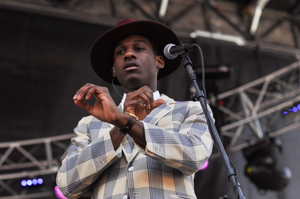 The man himself, Leon Bridges. RAHIM ULLAH/The Stanford Daily