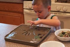 make your own stepping stone! One stone for each summer with the kids..build a pathway! Great idea and keepsakes