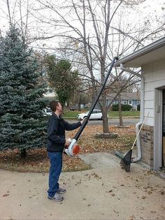 leaf blower and pvc pipe  to blow out gutter without standing on ladder