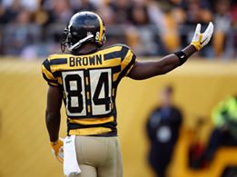'Steelers make Antonio Brown highest paid receiver in NFL http://m.tbnn.it/NVK9KN'