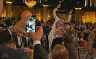 Golden Globes: Benedict Cumberbatch photobombs Meryl Streep