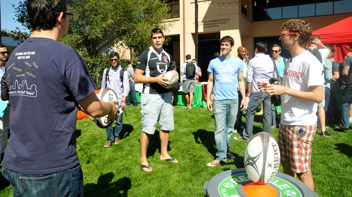 Students at the activities fair