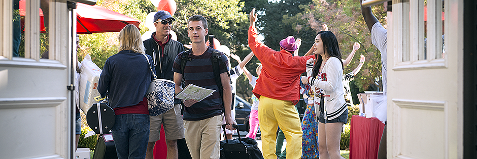 A student arrives on Move-In Day. Photo by Linda A. Cicero / Stanford News Service.