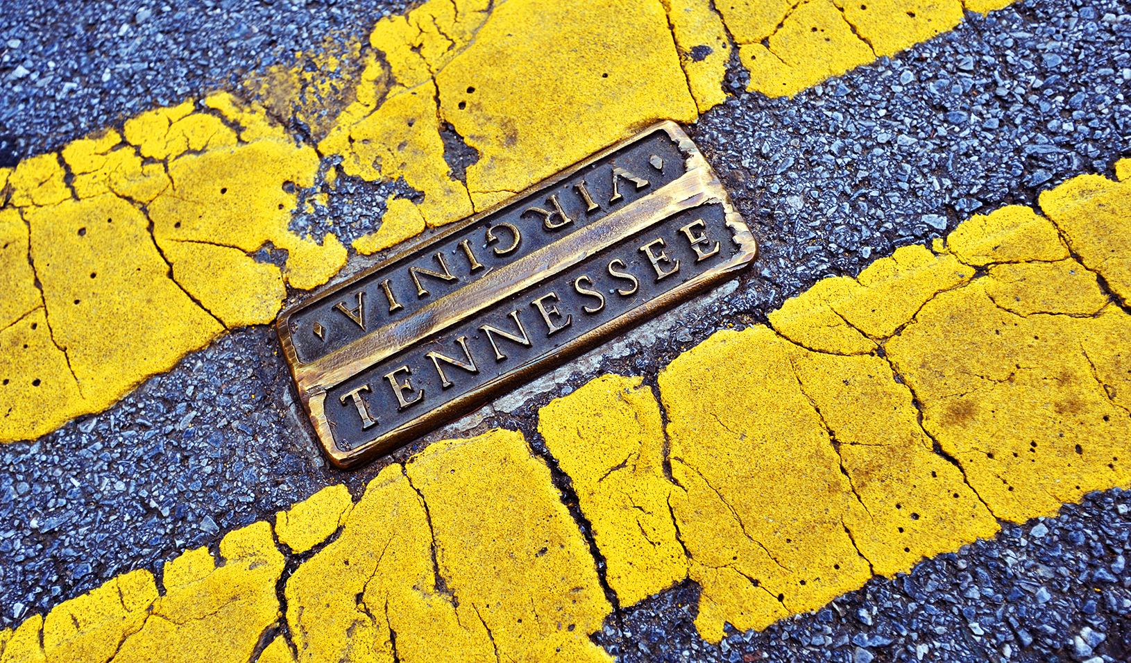 Tennessee-Virginia state line on Main Street in Bristol