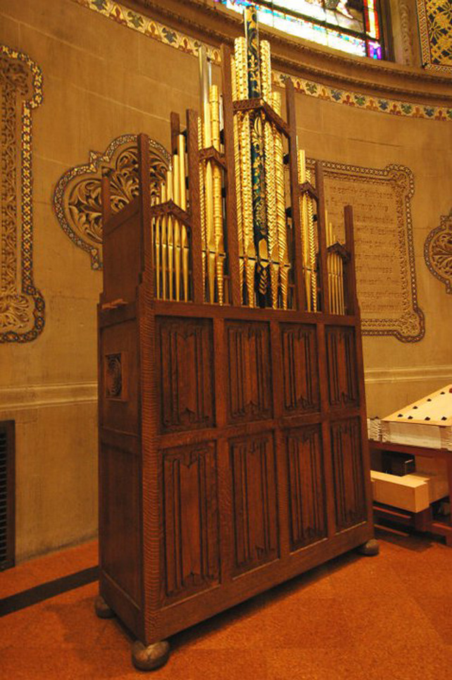 Tudor organ