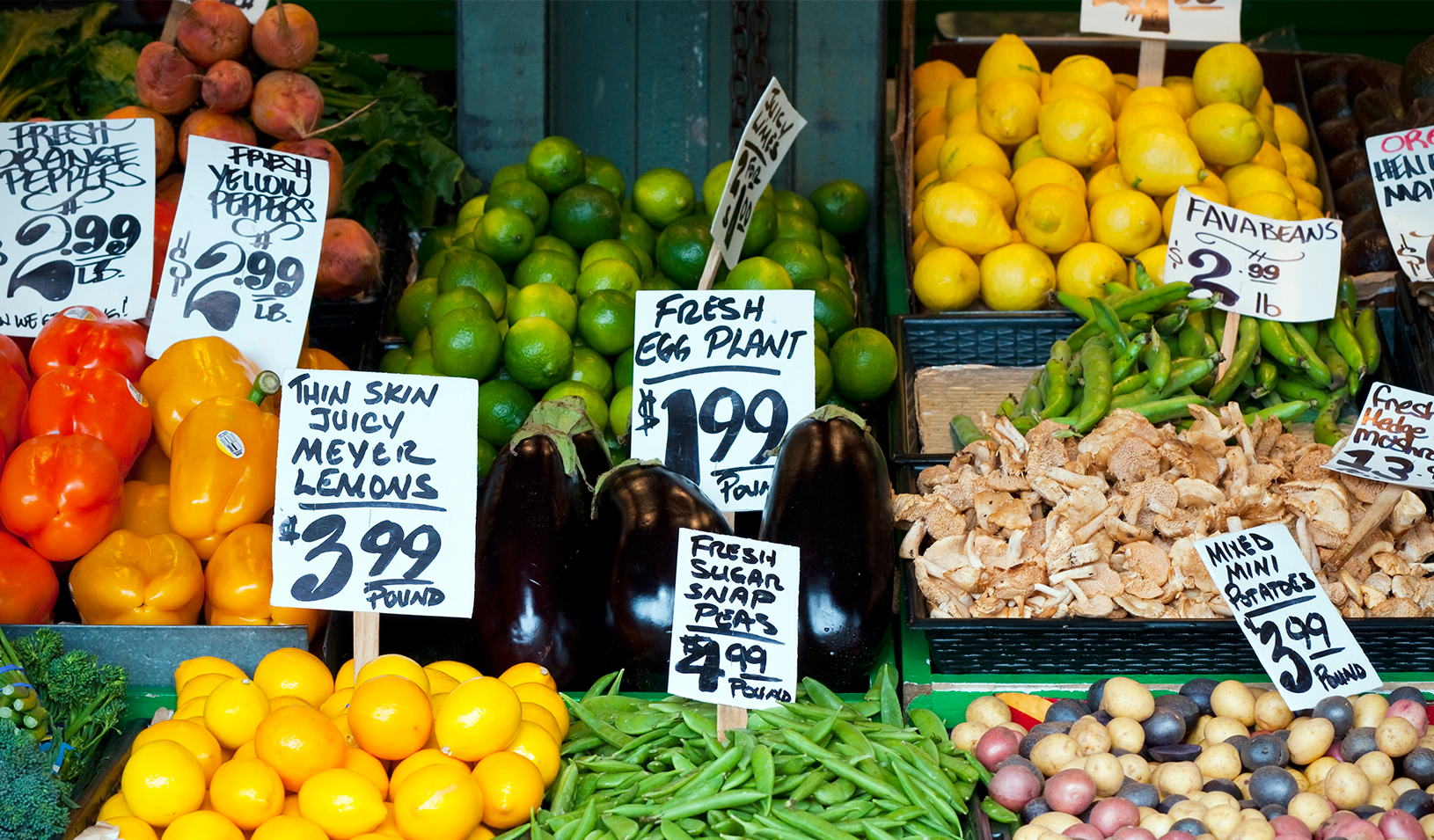 More Americans are interested in responsible food. | iStock/Joel Carillet