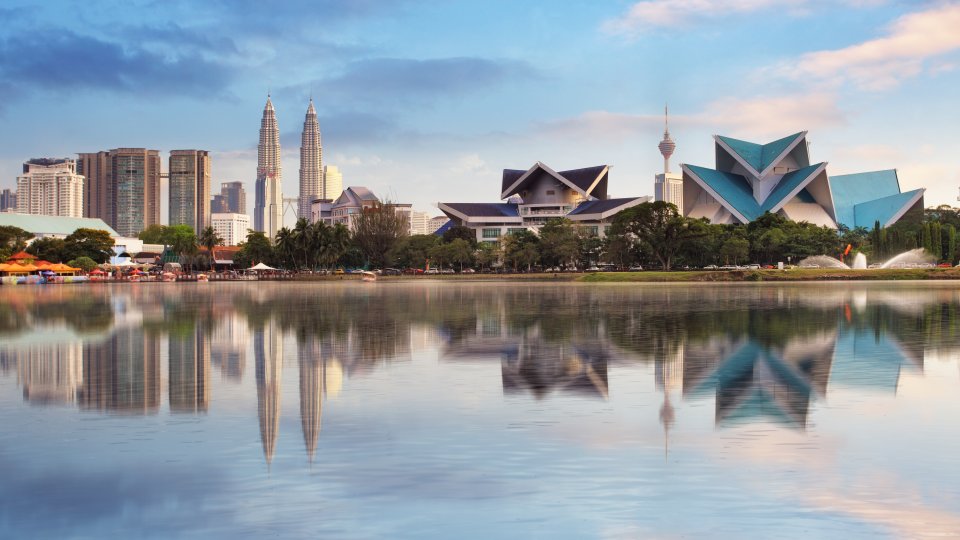 Kuala Lumpur, Malaysia skyline at Titiwangsa Park